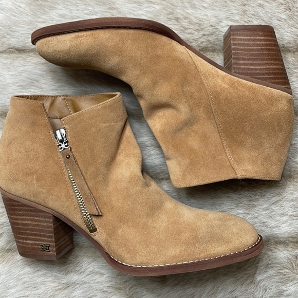 Women's Sam Edelman Macon Suede Ankle Bootie - Golden Caramel - Picture 2 of 10